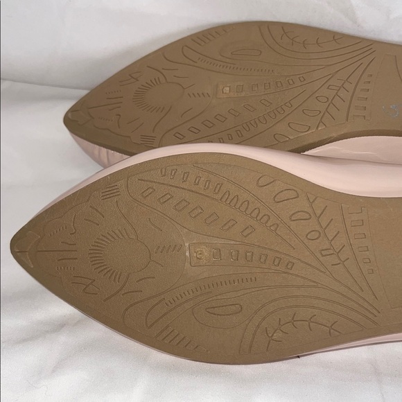 TOP Moda Nude Rhinestone Bow Flats - Picture 10 of 11